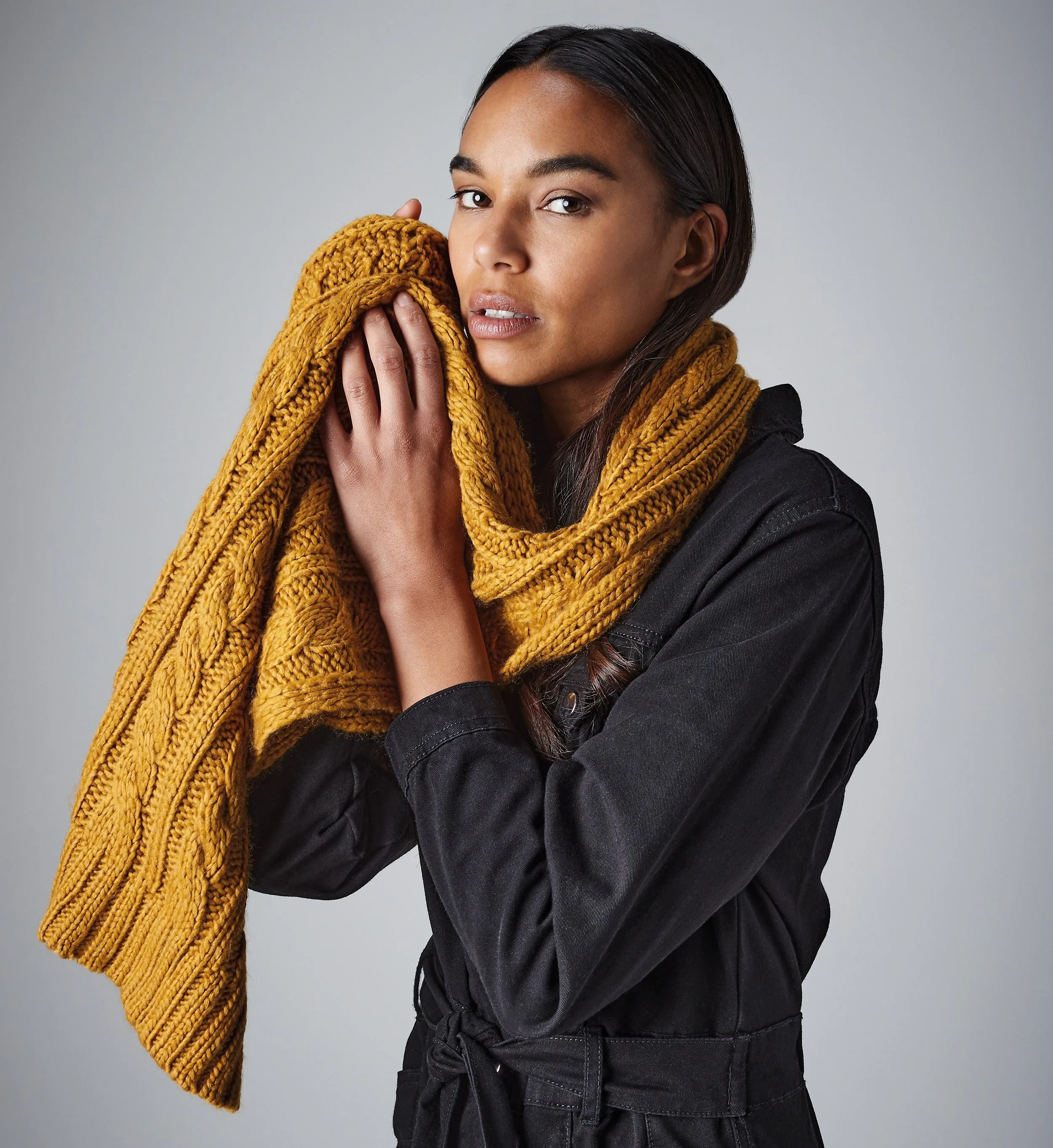 Cable Knit Melange Scarf | BLACK