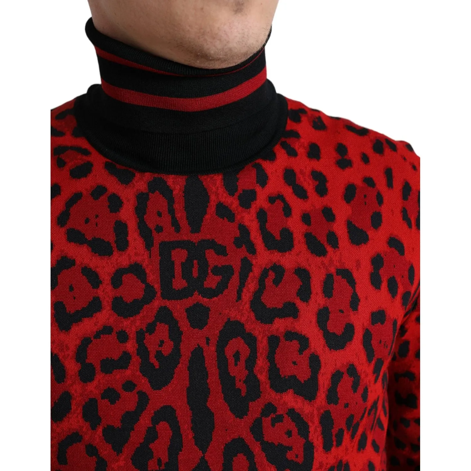 Dolce & Gabbana Elegant Leopard Turtleneck Sweater