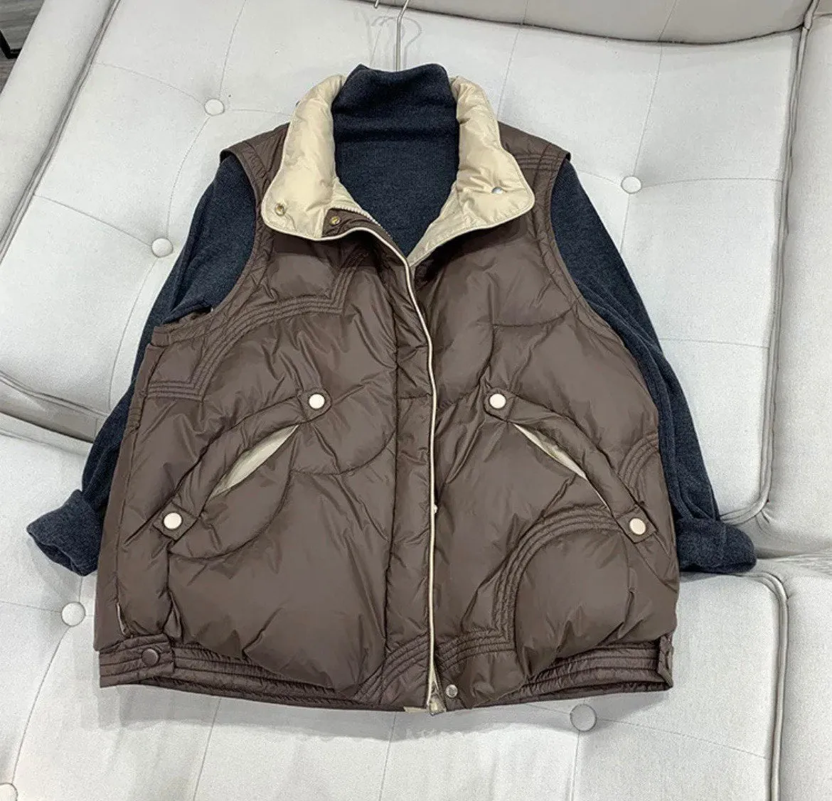 Light & Comfortable Women's Duck Down Vest - Perfect for All Seasons