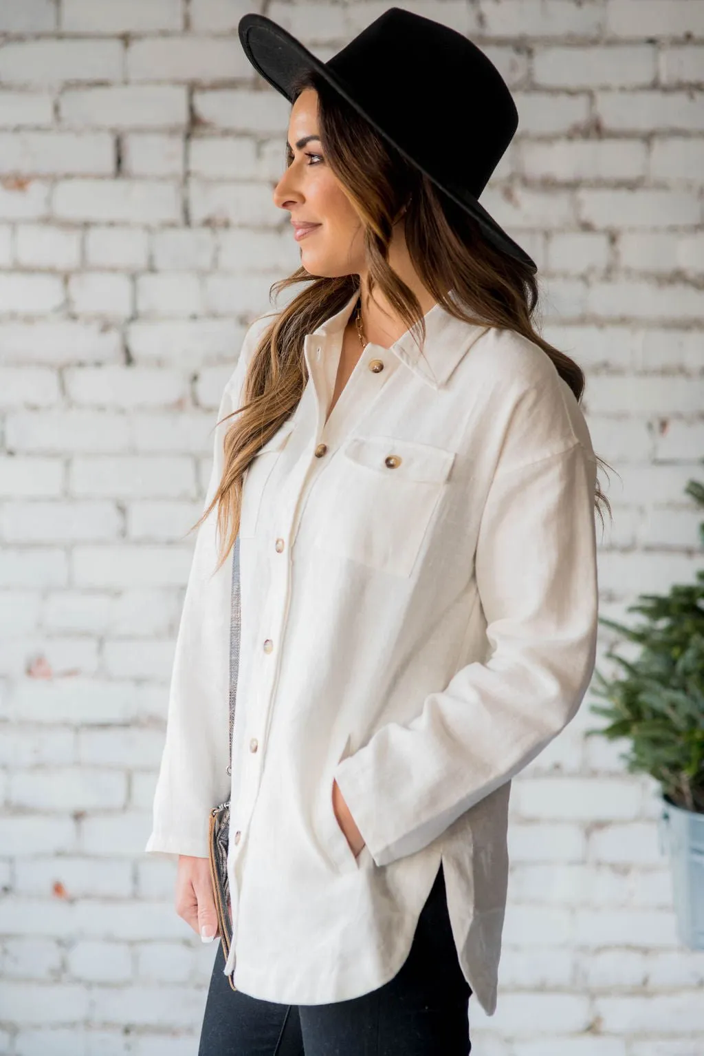 Lightweight Pocket Tunic Button Up