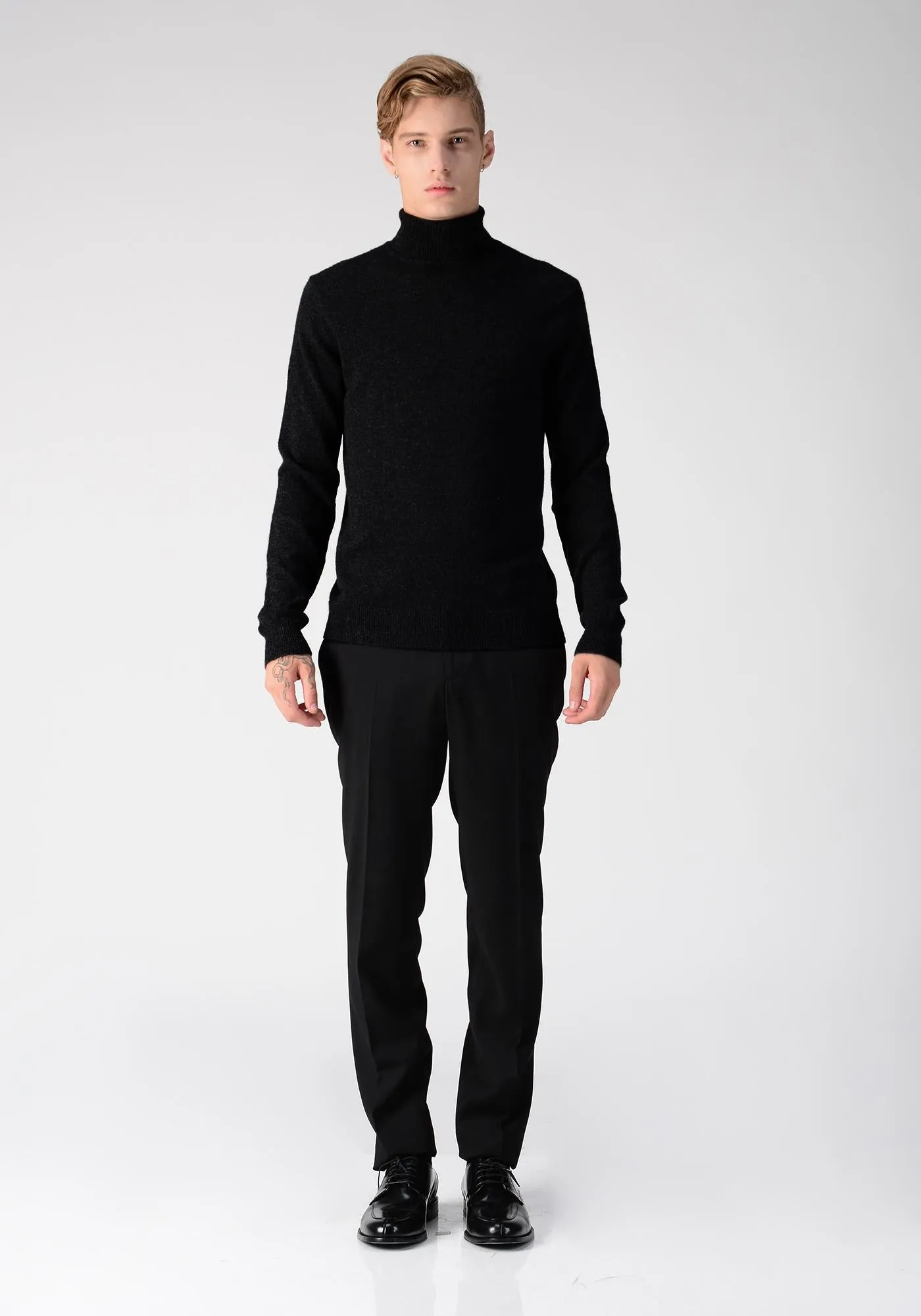 Men Turtleneck Sweater_Black