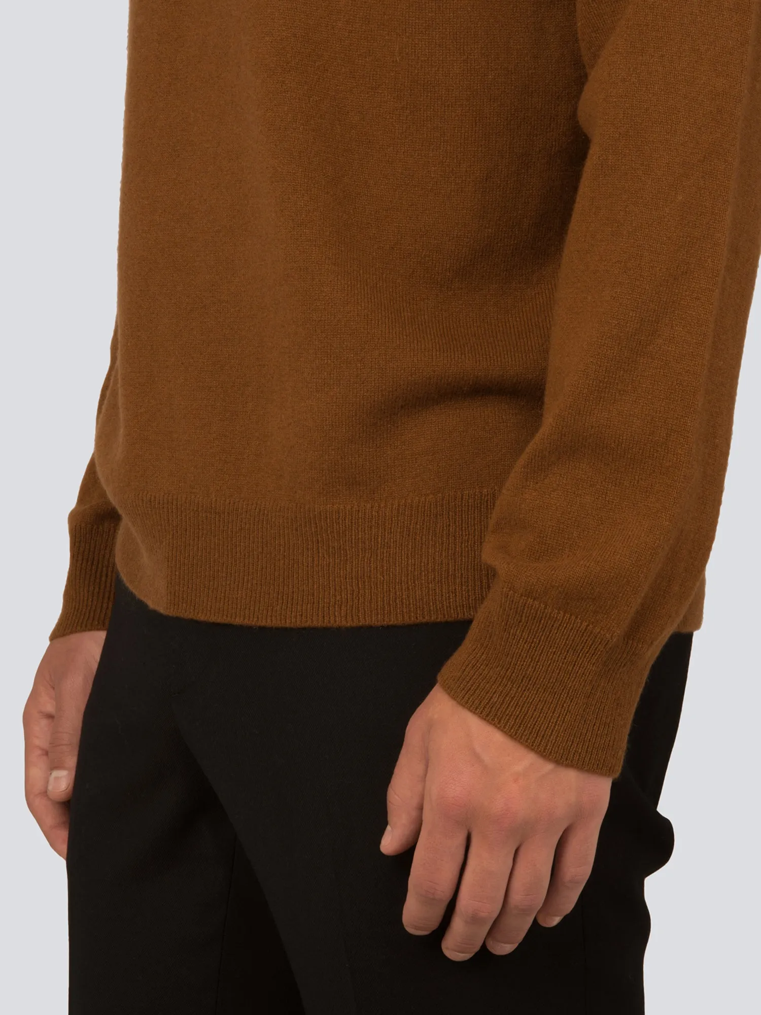 Men Turtleneck Sweater_Deep Camel