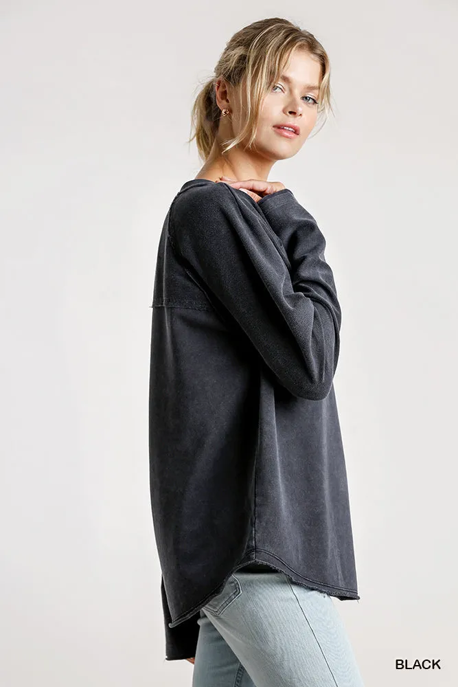 Mineral Washed Raw Hem Top, Black