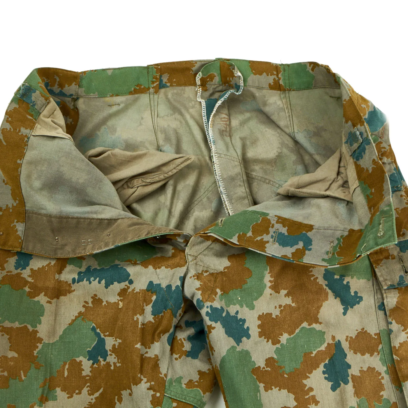 Original East German Cold War Era M58 Flächentarn “Blumentarn” Camouflage Utility Uniform Set - Blouse and Trousers Dated 1964