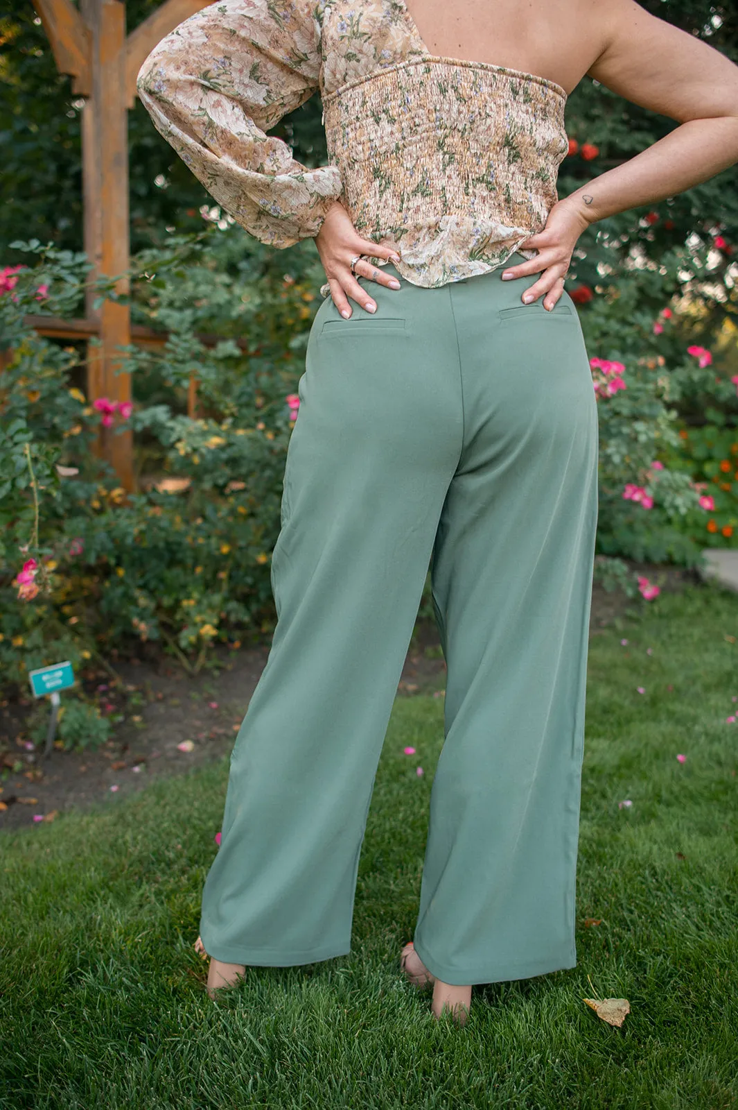 The Cool Classic Pant - Sage Green