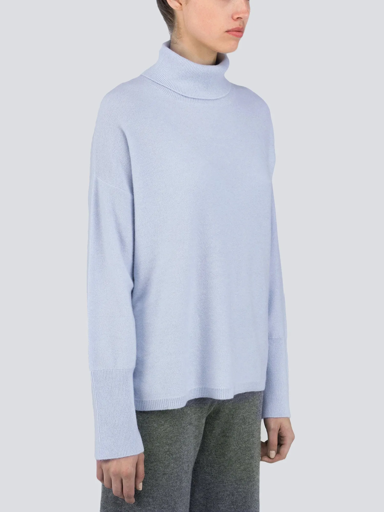 Turtleneck Loosefit Tunic_Baby Blue