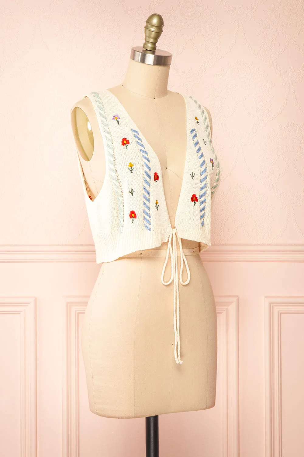 Zaraiah | Cream Knit Vest w/ Floral Embroidery